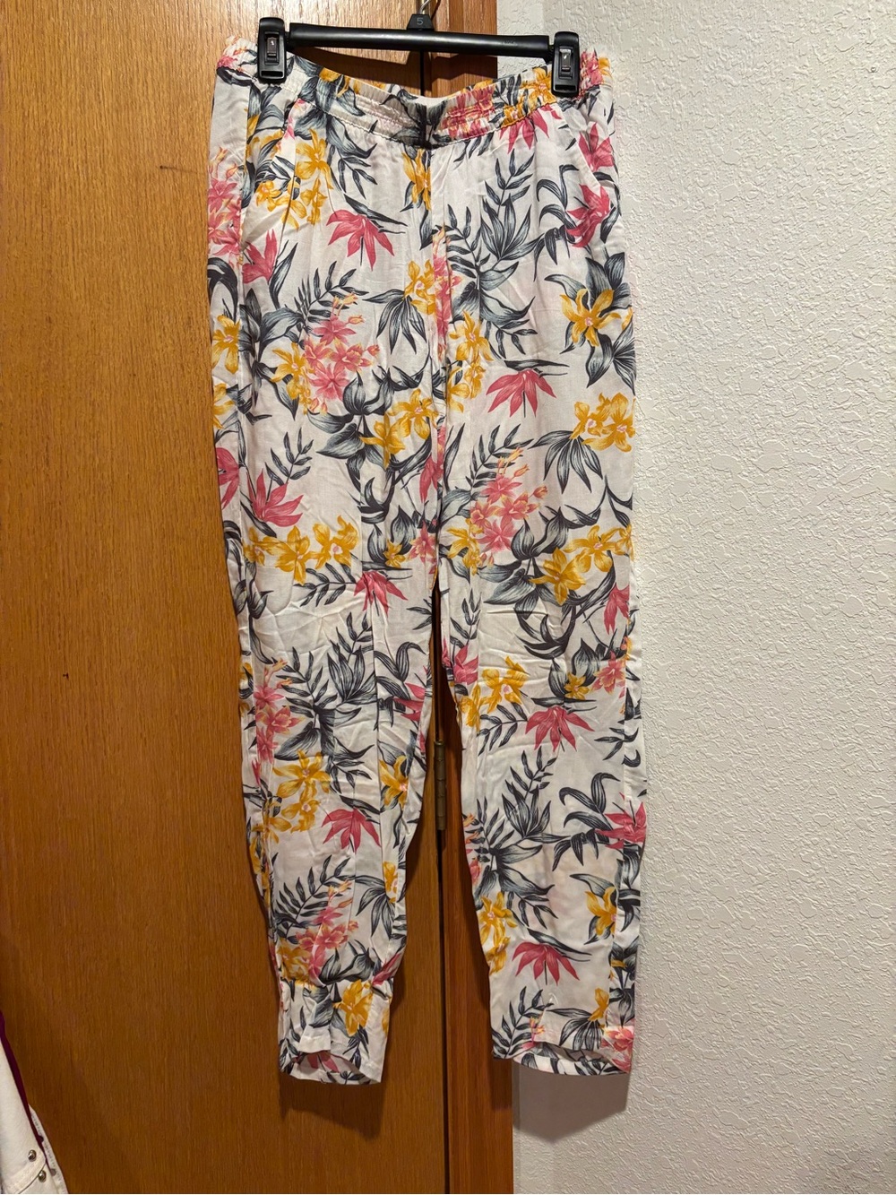 Floral Print Elastic Waist Women’s Pants - Yellow & Pink